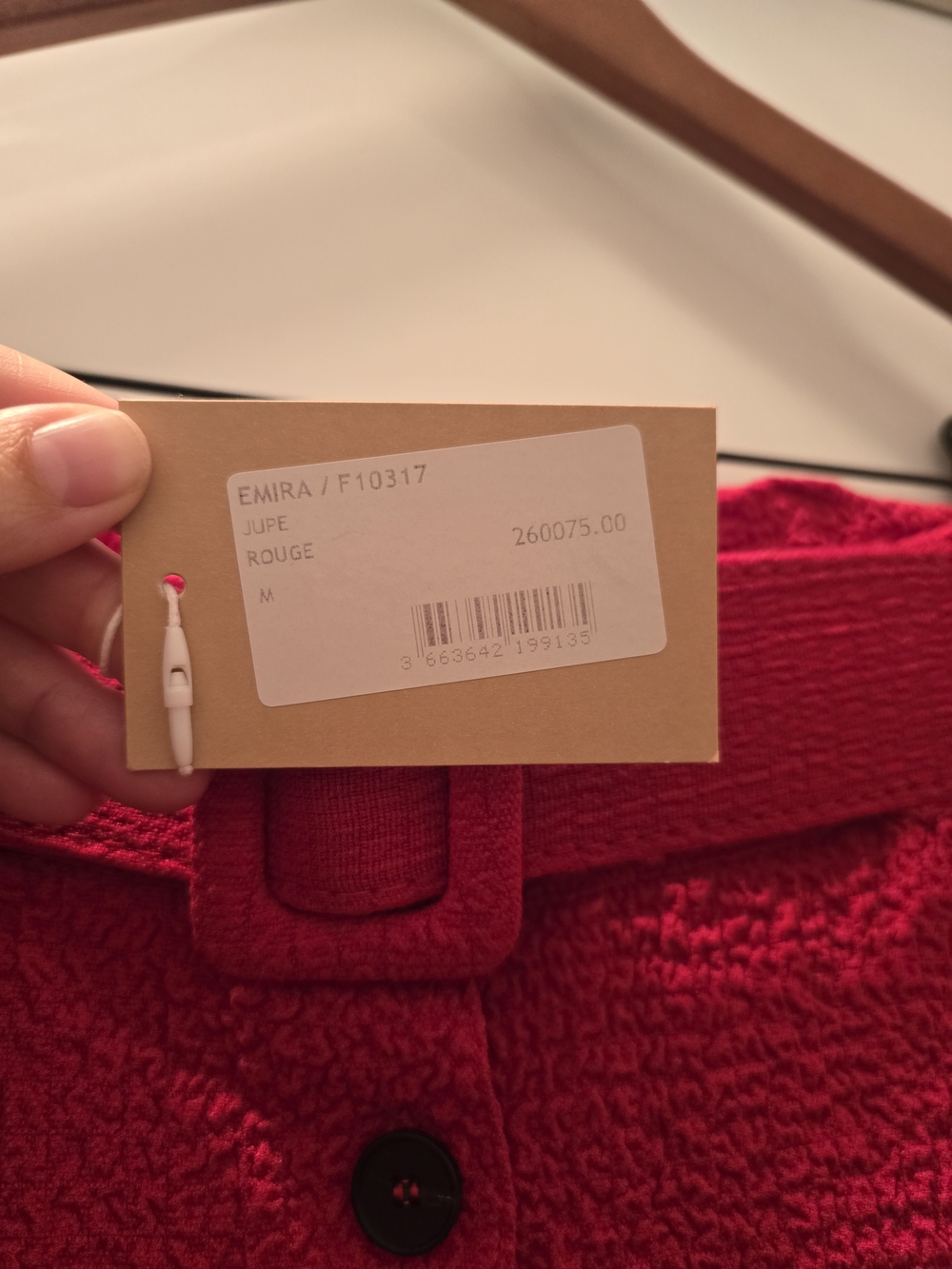 Bright Red Textured A-Line Skirt with Matching Belt - Picture 2 of 3